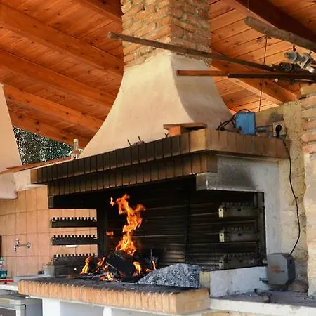 Lofos Villa Perivolia (Theriso)