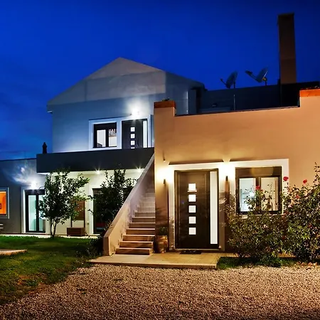 Lofos Villa