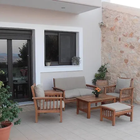 Villa Lofos Perivolia (Theriso)
